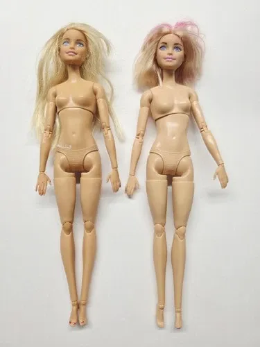 Dolls-35.webp